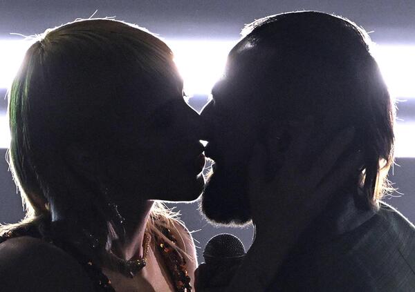 L&rsquo;azienda di famiglia si spacca ed ecco a voi Fausto Lama, il 50% dei Coma Cose &ldquo;A tanto cos&igrave;&rdquo; dalla carriera solista: pu&ograve; farcela?