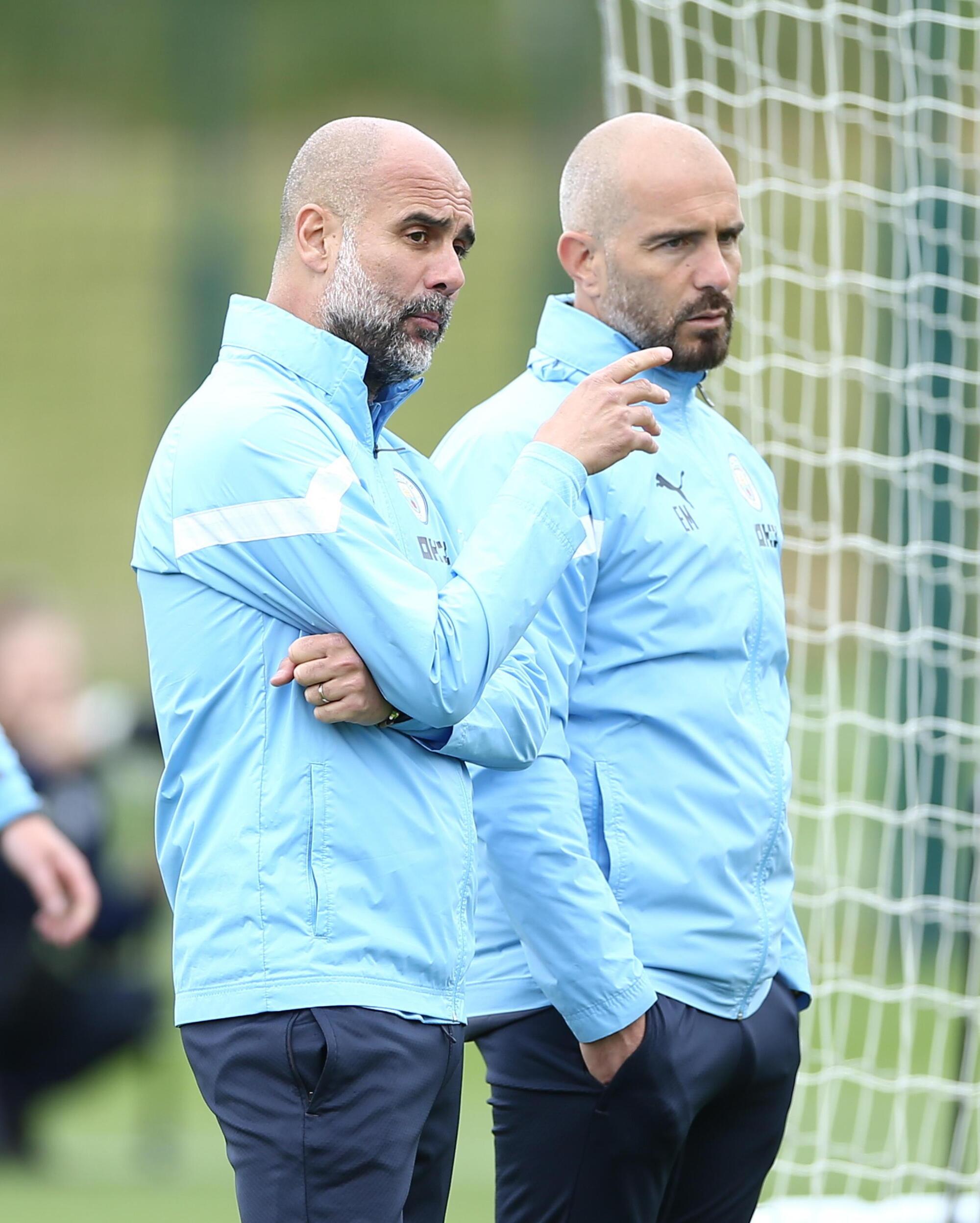 Pep Guardiola e Enzo Maresca al Manchester City