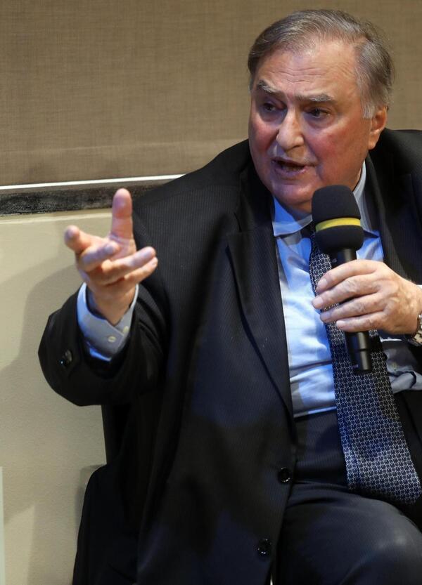 &ldquo;Trump? Sembra Checco Zalone&rdquo;. L&rsquo;economista Giulio Sapelli smonta il Tycoon e la storia del petrolio venezuelano: &ldquo;Da Obama a oggi non &egrave; cambiato nulla, il problema &egrave; sempre lo stesso&rdquo;