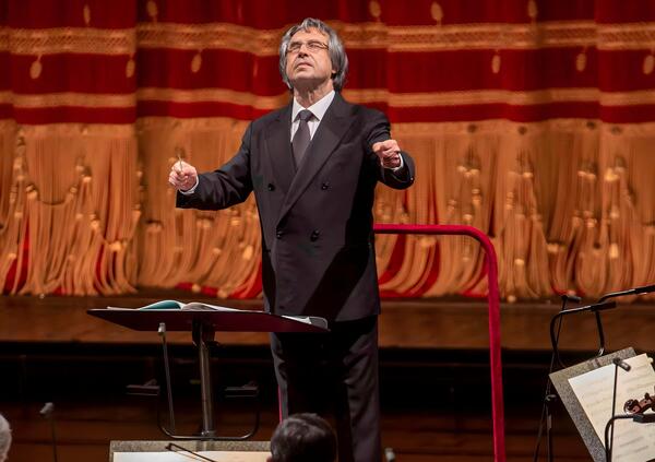 Viviamo nel Paese in cui Corrado Augias pu&ograve; dire a Riccardo Muti che non si impegna abbastanza per la musica classica in Italia