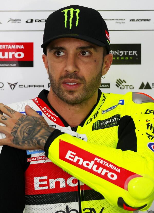 Andrea Iannone e Roc&iacute;o Munoz Morales insieme? Lui non sa pi&ugrave; come farsi notare da Elodie, lei da Bova: dura la vita degli 'ex di'!