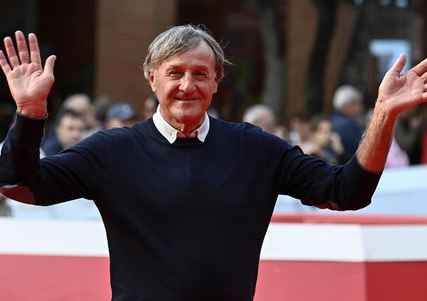 Il caso dei tedofori di Milano Cortina, parla il campione olimpico Piero Gros: &ldquo;Avevo proposto di portare la fiaccola insieme agli altri medagliati, ma non mi hanno mai risposto&rdquo;