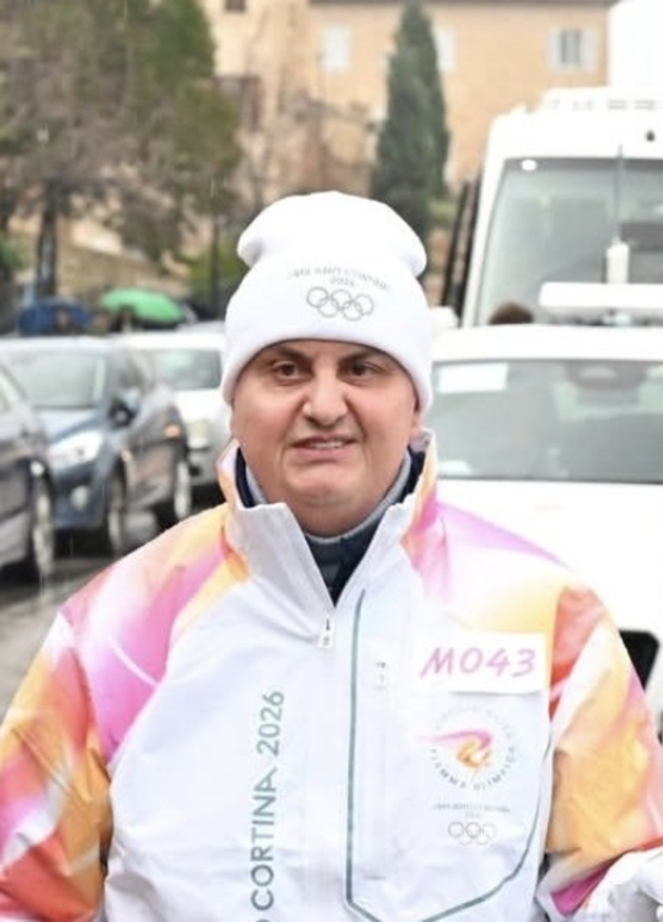 Il caso dei tedofori di Milano Cortina, parla il campione olimpico Piero Gros: &ldquo;Avevo proposto di portare la fiaccola insieme agli altri medagliati, ma non mi hanno mai risposto&rdquo;