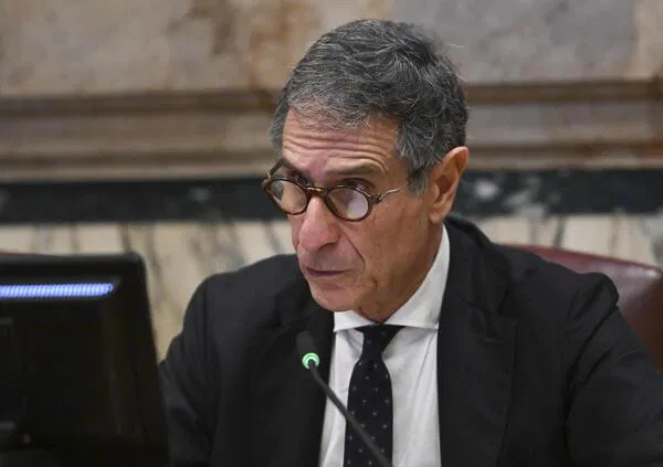 Il sottosegretario Barbaro ci aveva denunciato ma il tribunale ci ha dato ragione su tutta la linea. La libert&agrave; di stampa fa paura al potere, ma &egrave; anche l&rsquo;unico modo di fare questo lavoro