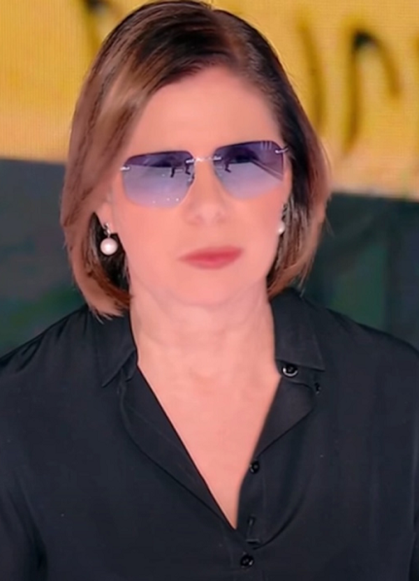 Ma che occhiali indossava Bianca Berlinguer a &Egrave; sempre Cartabianca? Modello, prezzo e un particolare...