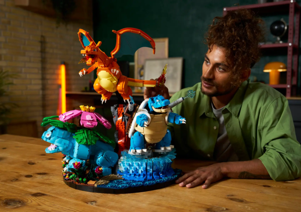 Pokemon, Star Wars e stipendi in mattoncini: abbiamo chiesto a Paolo Crepet perch&eacute; gli adulti stanno in fissa coi Lego. C'entrano le "scopate in spiaggia" e i "nonni colonialisti"