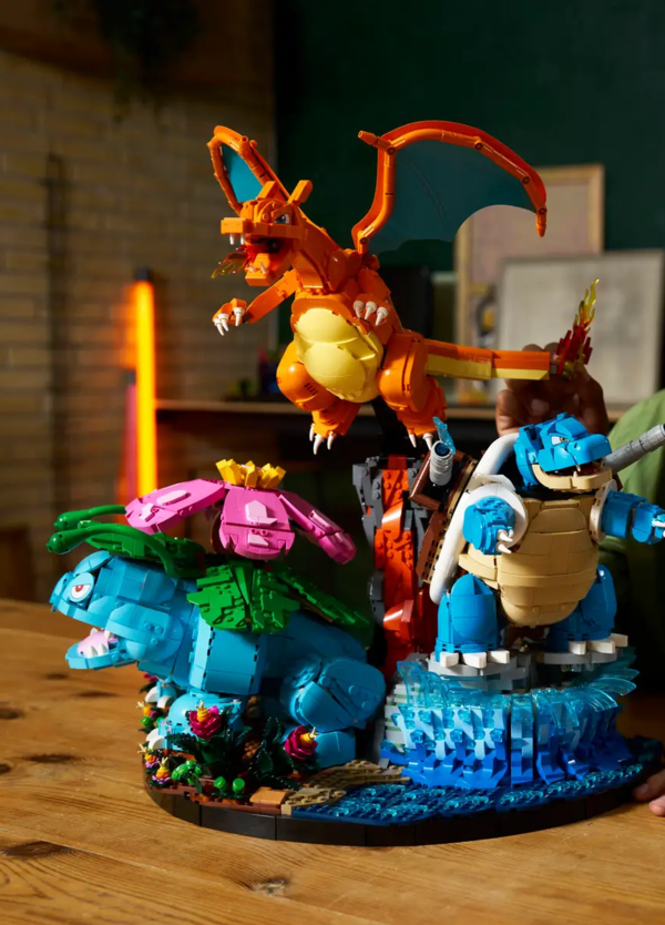 Pokemon, Star Wars e stipendi in mattoncini: abbiamo chiesto a Paolo Crepet perch&eacute; gli adulti stanno in fissa coi Lego. C'entrano le "scopate in spiaggia" e i "nonni colonialisti"