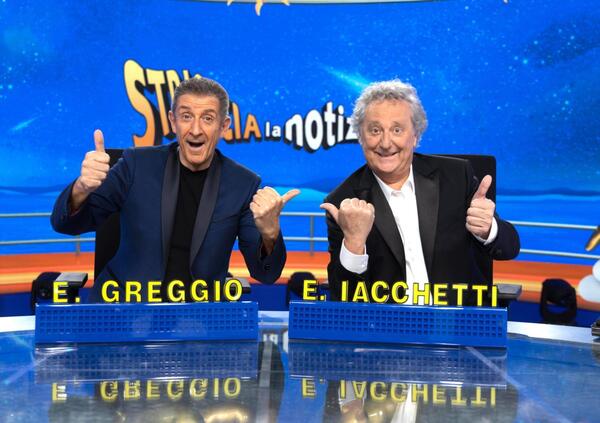 Ricci ce l&rsquo;ha duro! Striscia la notizia torna e sgancia la bomba: sei veline, eeeee e pure Maria De Filippi