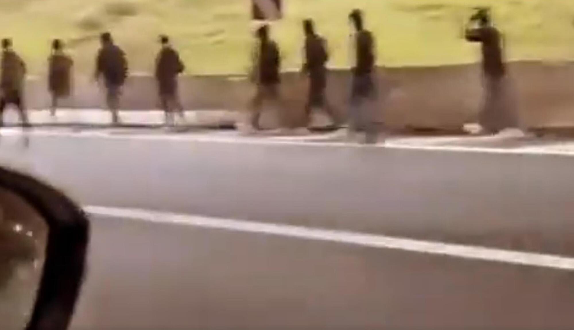 Gli ultras in fila sull'A1