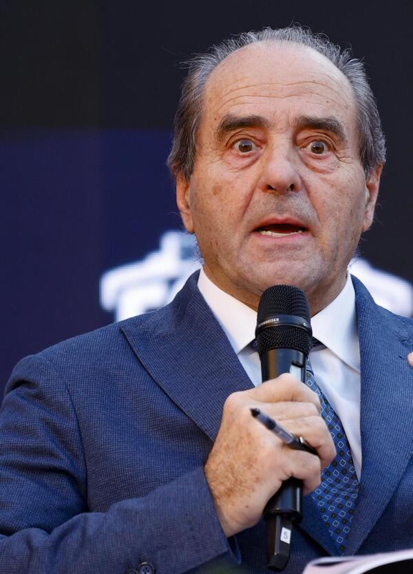 ESCLUSIVA: Ma davvero fu Antonio Di Pietro a spostare la pistola di Gardini? Glielo abbiamo chiesto e ci ha risposto furibondo per...