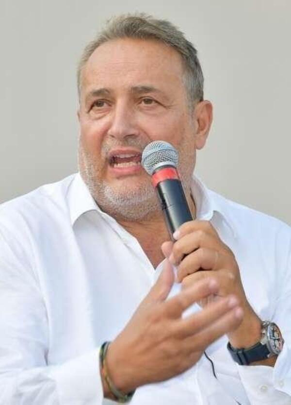 TeleMeloni recluta l'ex Mediaset Brachino, ma &egrave; sempre il solito talk con Hoara Borselli, Mario Sechi e Tommaso Cerno