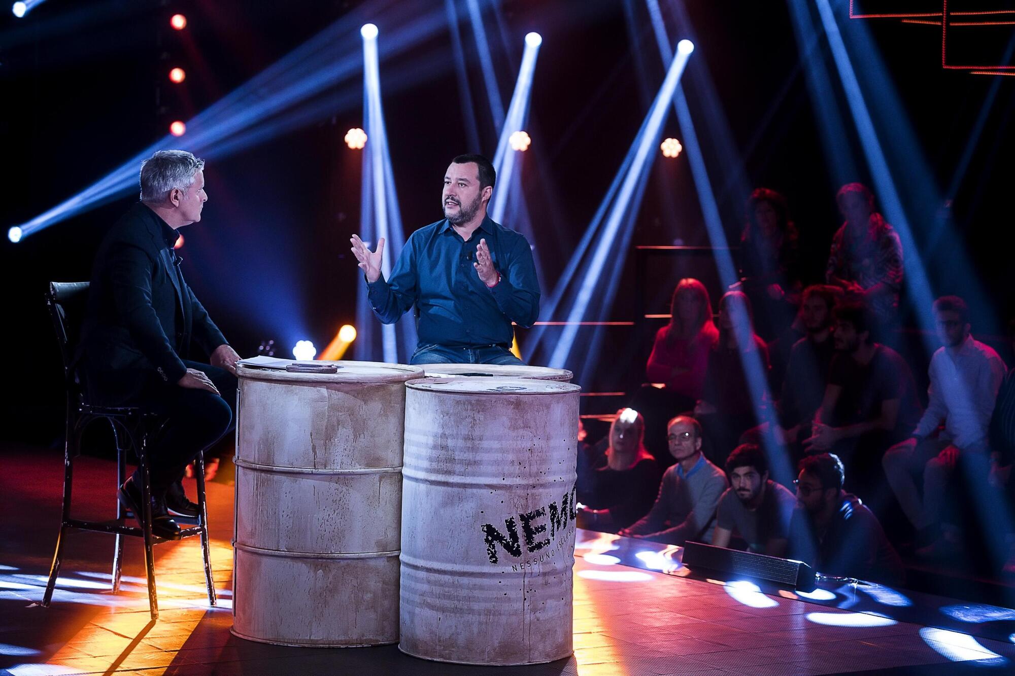 Enrico Lucci e Matteo Salvini a Nemo-Nessuno escluso
