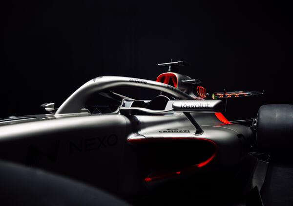 Primo dissing della stagione in F1? Da Audi attaccano Ferrari ma (spoiler) non hanno fatto meglio. E il 23 gennaio si vedr&agrave; la SF-26