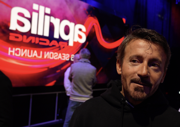 Max Biaggi a MOW: &ldquo;Il 2026? grande occasione per Aprilia. Marc Marquez gestisce il mercato, mi aspetto l&rsquo;effetto sorpresa coi giapponesi&rdquo;