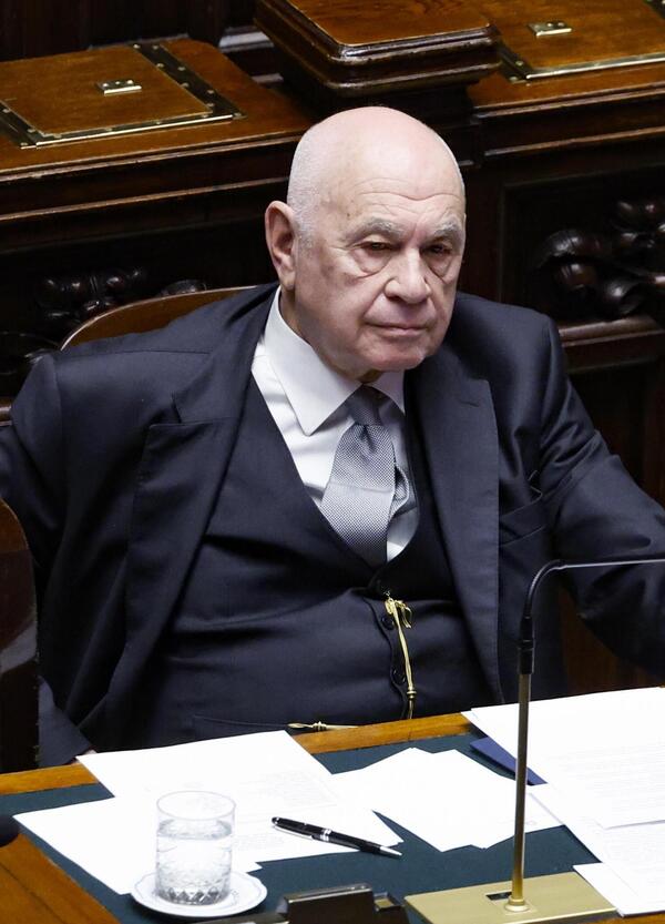 Lo strano tempismo di Report che lancia un servizio sui magistrati &ldquo;spiati&rdquo; durante la &ldquo;guerra civile&rdquo; sulla Riforma della giustizia&hellip; 