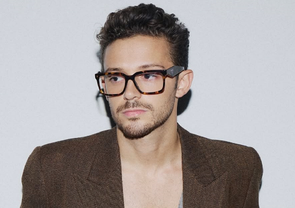 Ruggero Pasquarelli, da star della Disney in Violetta e Soy Luna al nuovo inizio in Italia: "La mia fortuna? Sono arrivato quinto a X Factor e non ho firmato il contratto"