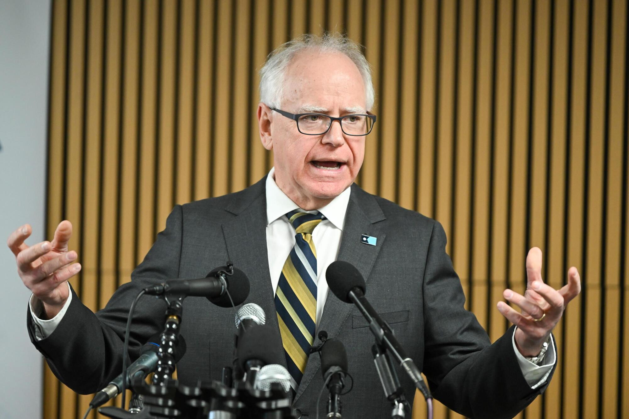 Tim Walz, governatore del Minnesota