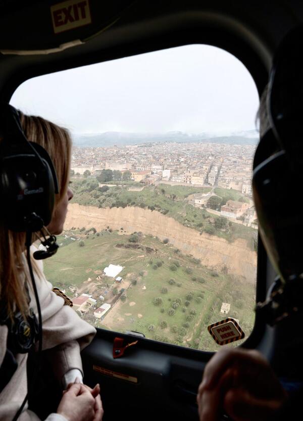 &ldquo;Le muddriche di cu ci mangia&rdquo;. L&rsquo;uragano Harry distrugge Niscemi e fa un miliardo di danni, ma il governo  stanzia solo 33 milioni. E Salvini continua a pensare al Ponte sullo Stretto?