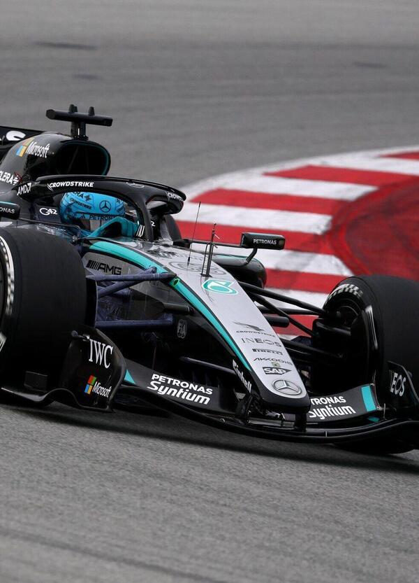 Mercedes maratoneta, McLaren in pista e Red Bull rimasta ai box dopo il botto, con Audi ancora ferma: ecco tutto quello che sta succedendo a Barcellona