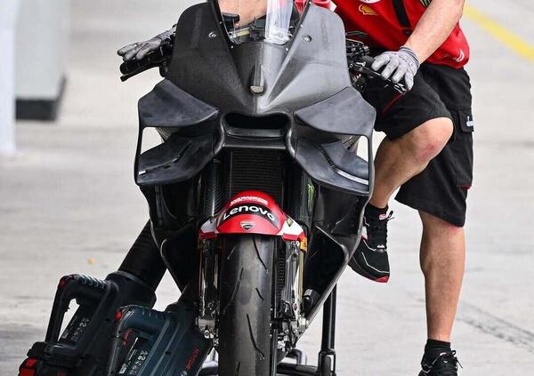 Sono fuori dal tunnel: la guerra tra Ducati e Aprilia in MotoGP &egrave; gi&agrave; iniziata a Sepang ed &egrave; tutta roba di aerodinamica. Le nuove carene in esclusiva