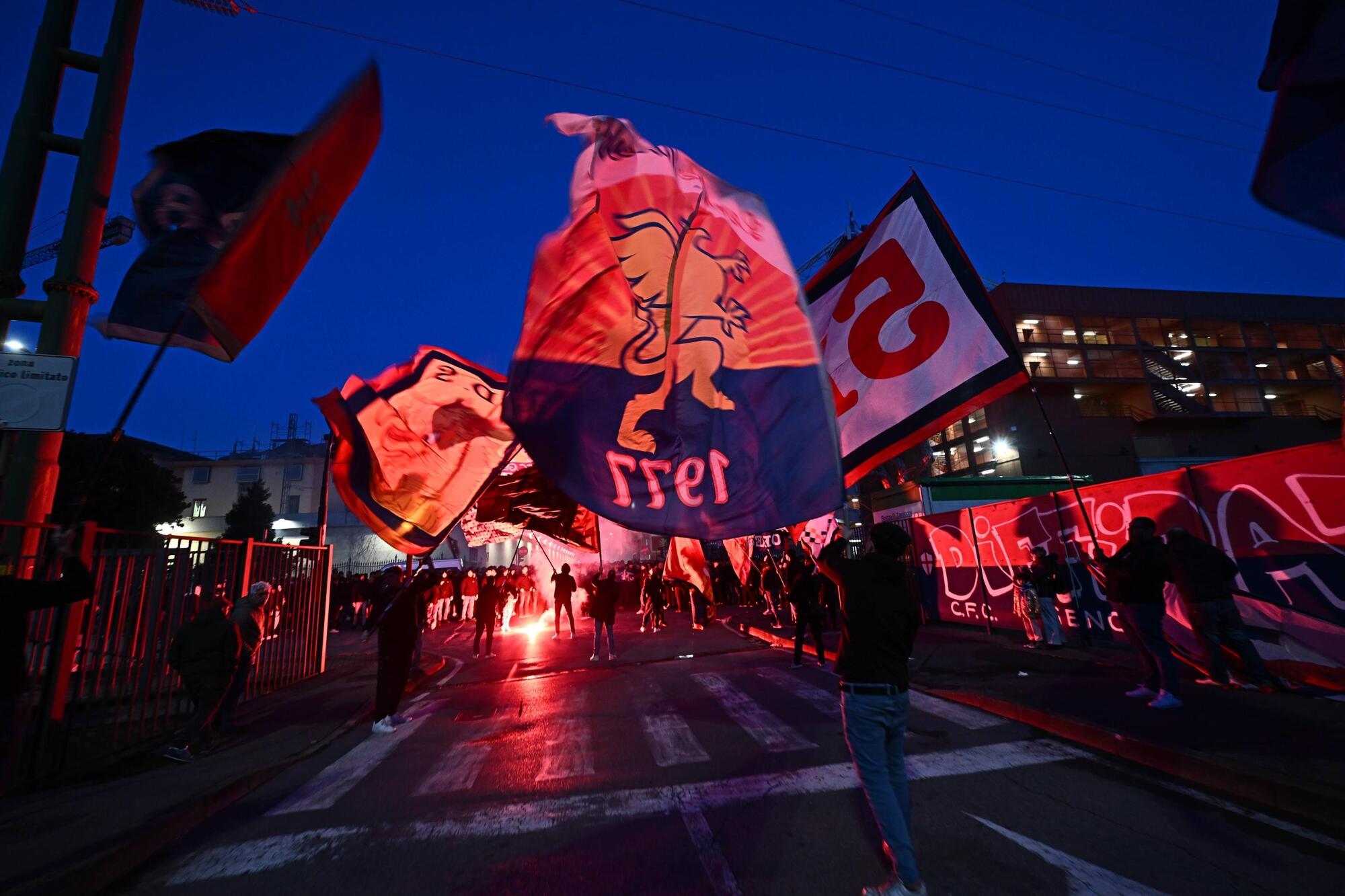 La curva del Genoa per Vincenzo Spagnolo