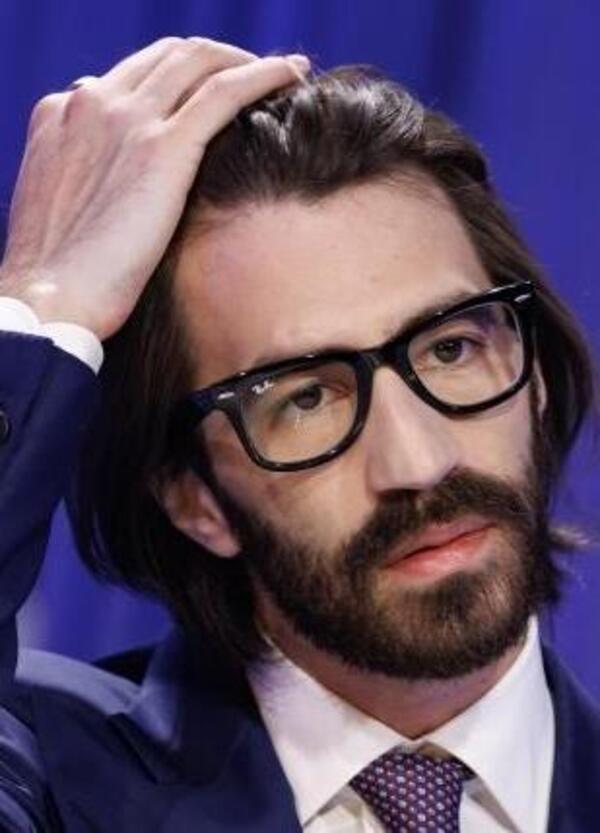 Leonardo Maria Del Vecchio virale da Lili Gruber, ok i meme e l&rsquo;ironia social, ma dietro c&rsquo;&egrave; molto di pi&ugrave;: la sprezzatura, la vera ricchezza e tutto quello che i social non vedono