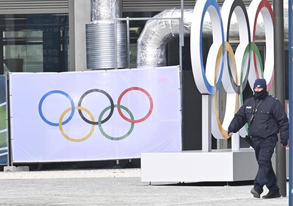 Con le Olimpiadi Milano &egrave; diventata la &ldquo;citt&agrave; delle spie&rdquo;. Mossad, 007 di Putin, Qatar, Ice: altro che sport, la vera sfida si gioca nell'ombra. Ecco cosa c'&egrave; in palio