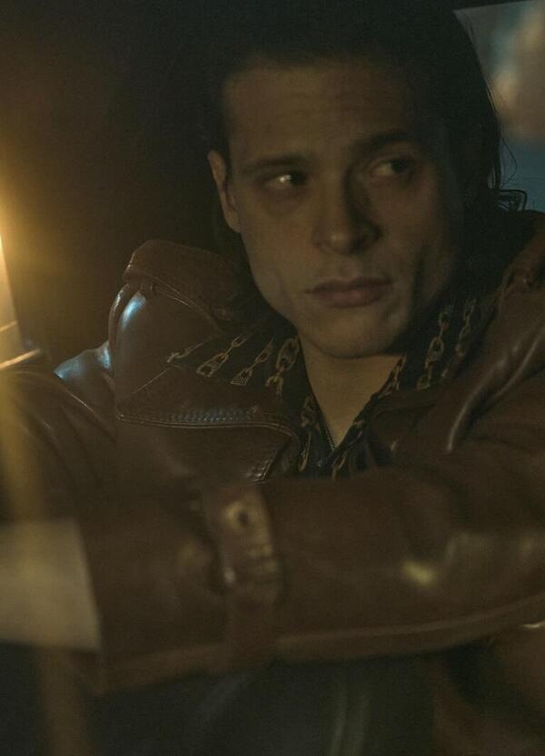 Intervista totale ad Antonio Buono, il Mim&igrave; di Gomorra Le Origini: &ldquo;Il mio personaggio l&rsquo;ho creato da zero in un anno&rdquo;. Gli stereotipi su Napoli criminale e le polemiche su La preside? &ldquo;Esistono ed &egrave; giusto parlarne&rdquo;