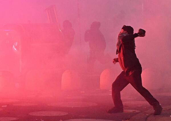 Cos&igrave; parl&ograve; Carlo Galli: "Gli scontri di Torino fanno comodo a Meloni ora che pi&ugrave; a destra c'&egrave; Vannacci"