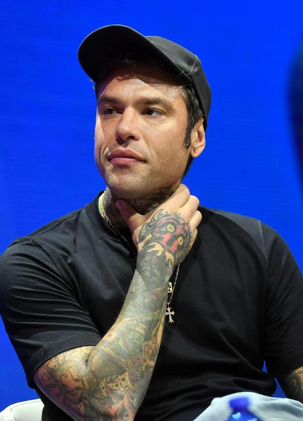 Sanremo 2026, Luca Jurman vocal coach di Fedez?! Ma allora ha proprio la faccia come l'autotune! (e quanto costa la coerenza, signora mia?)