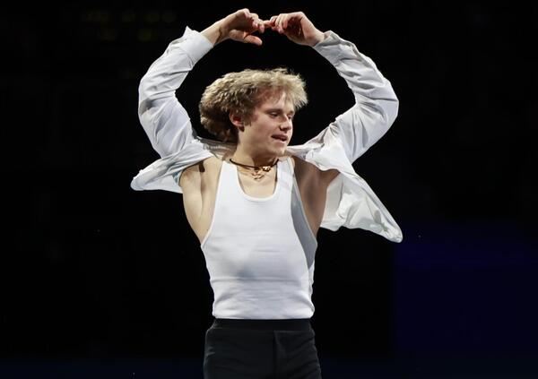 Il LeBron James del pattinaggio artistico &egrave; alle Olimpiadi: ecco Ilia Malinin, il &ldquo;dio dei quadrupli&rdquo; che riempie i palazzetti anche in allenamento. I video virali su TikTok e il &ldquo;dieci&rdquo; di Snoop Dogg