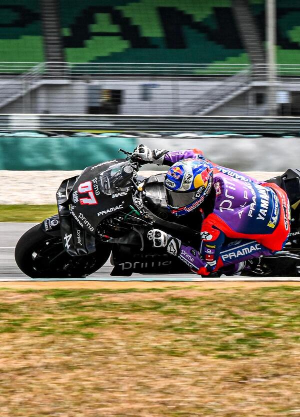 Ok, ma com&rsquo;&egrave; andato Toprak Razgatlioglu nei test di Sepang? Il manubrio da touring bike, la gomma che spinna e i tempi che non arrivano, ma&hellip;