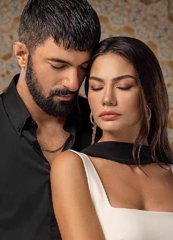 Pier Silvio Berlusconi scappa dalle Olimpiadi, toglie la fiction di Gabriel Garko e piazza una turcata all'ultimo minuto: ma Canale 5 non aveva deciso di fare concorrenza alla Rai? La tv &egrave; sempre pi&ugrave; piatta...