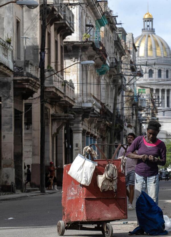Trump pressa Cuba? Blackout, societ&agrave; al collasso e povert&agrave;. L'Onu parla di &ldquo;crisi umanitaria&rdquo; e gli Usa vogliono una &ldquo;seconda Venezuela&rdquo; (ma stavolta sbagliano)