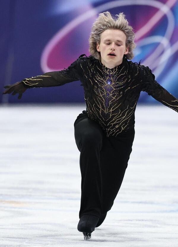 Anche Dio pu&ograve; cadere. Malinin perde l&rsquo;oro e si scopre umano. Ma chi gode ha un problema