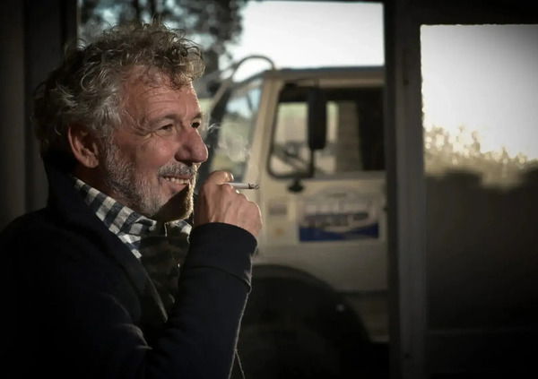 Toni Merendino &egrave; morto (con la sigaretta in bocca) e un poker con Cereghini, Beltramo, Pisto e Pernat &egrave; raccontare chi &egrave; stato 