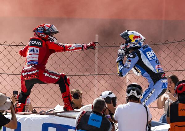 Mal di testa? Prendetevi un Aoki: &ldquo;sar&agrave; tra i Marquez&rdquo;. La profezia di Nobuatsu sulla MotoGP 2026 e quello che gli altri non dicono