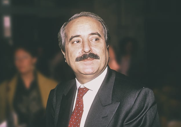 S&igrave;, Giovanni Falcone era a favore della separazione delle carriere e della fine dello strapotere delle correnti all&rsquo;interno della magistratura (proprio come dice la riforma della giustizia). Ecco la prova definitiva
