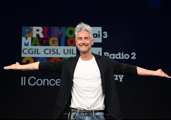 Vincenzo Schettini, ex studente in esclusiva a MOW: "In classe faceva video per YouTube al posto delle lezioni, assegnava voti in pi&ugrave; tramite emoji, molti non parlano per paura"