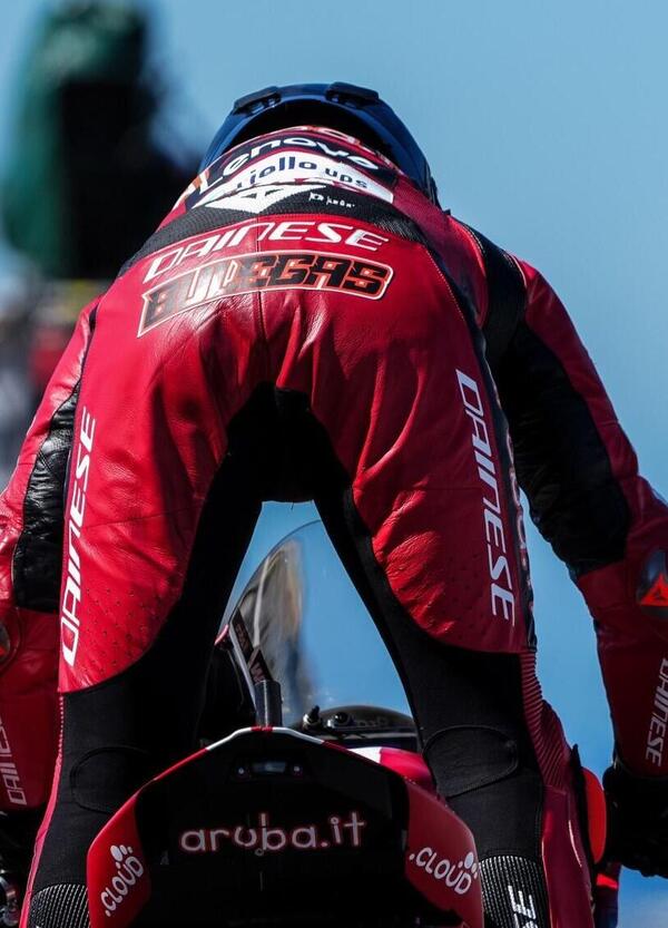 Bisognerebbe amarsi e dirsi addio come Nicol&ograve; Bulega e Phillip Island: la SBK 2026 &egrave; appena iniziata e ci ha gi&agrave; rifilato una romantica lezione (oltre a un record)