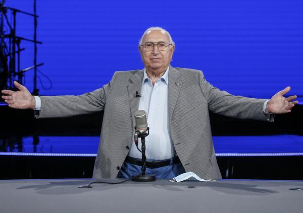 A Sanremo 2026 ricordano Pippo Baudo con un&rsquo;opera dell&rsquo;artista Marco Lodola, ma lo sapete che &egrave; lo stesso che nel 2020 la destra attacc&ograve; per un presepe? Ecco la storia dell&rsquo;opera che non venne mai esposta in Rai, i costi e il casino che era scoppiato