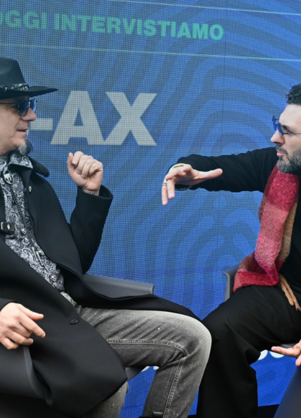 J-Ax a MOW da Sanremo: &ldquo;La lotta politica? Dovrebbe essere dal basso verso l&rsquo;alto&rdquo;