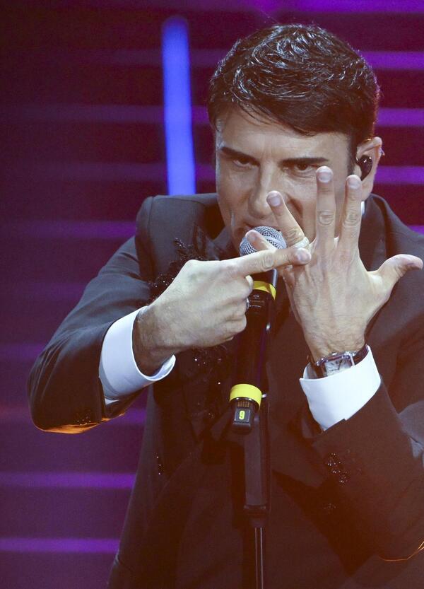 Complotto a Sanremo 2026? Sal Da Vinci acclamato dalla sala stampa, ma non &egrave; tra i primi 5...