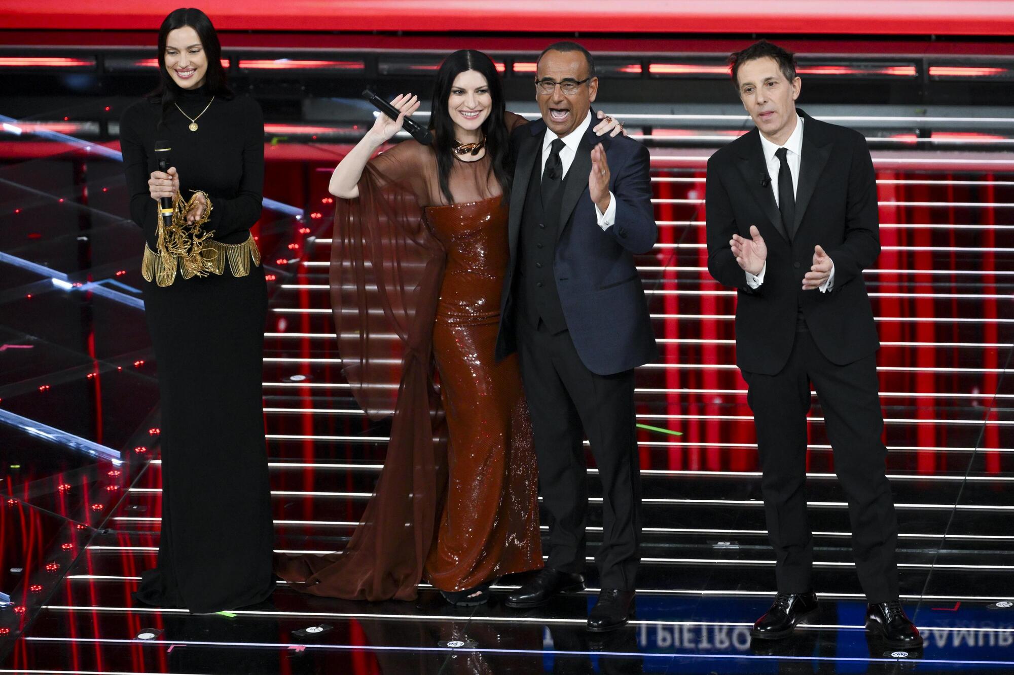 Pausini e Conti con Irina Shayk e Ubaldo Pantani