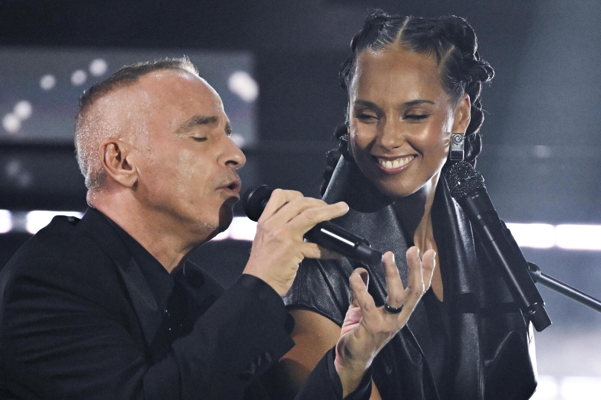 Eros Ramazzotti e Alicia Keys ospiti della terza serata di Sanremo 2026
