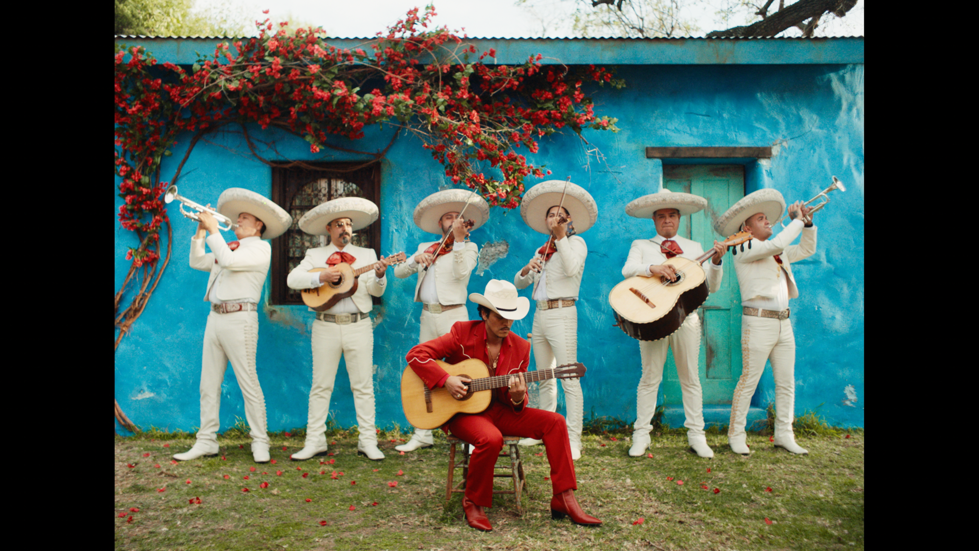 Un Bruno Mars latineggiante