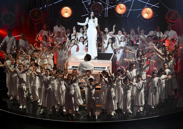 Heal the world a Sanremo, ma non per tutti: quando la pace in tv ha un solo colore