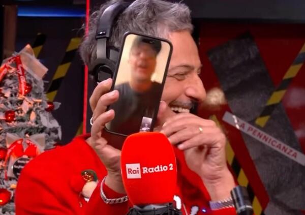 Fiorello dice che Mediaset ha impedito a uno/a dei suoi di andare ospite per Rai Radio 2 dopo il caos Corona-Signorini, ma chi &egrave;? Noi glielo abbiamo chiesto direttamente a lui e la sua risposta &egrave; tutta catanese