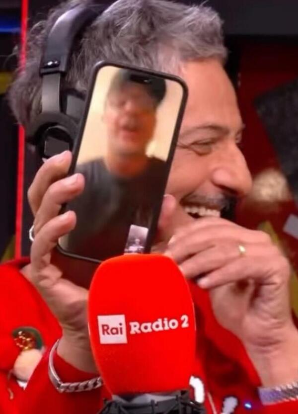 Fiorello dice che Mediaset ha impedito a uno/a dei suoi di andare ospite per Rai Radio 2 dopo il caos Corona-Signorini, ma chi &egrave;? Noi glielo abbiamo chiesto direttamente a lui e la sua risposta &egrave; tutta catanese
