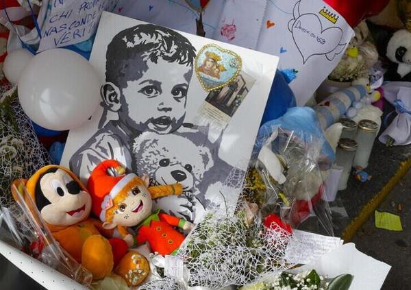 Domenico morto al Monaldi: il cuore era sano, basta ca*zate! Oggi l&rsquo;addio al Duomo di Nola non si trasformi in miserabile sfilata